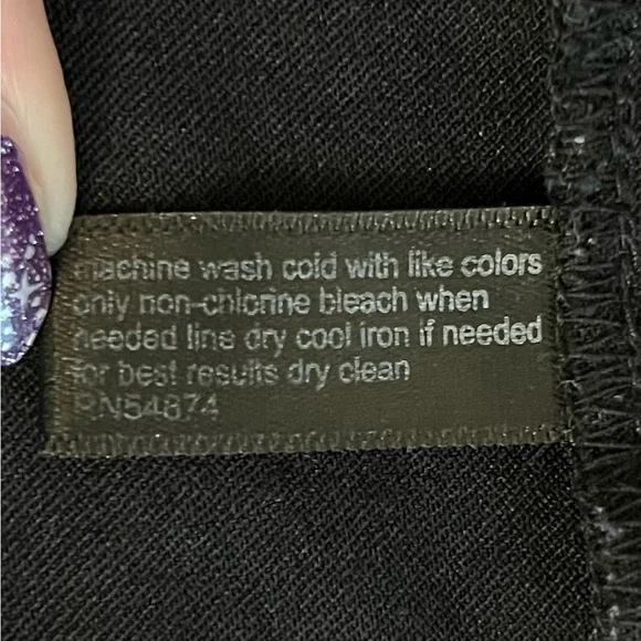 The Limited Exact Stretch Black Knee Length Pencil Skirt, Size 4 - Picture 6 of 10